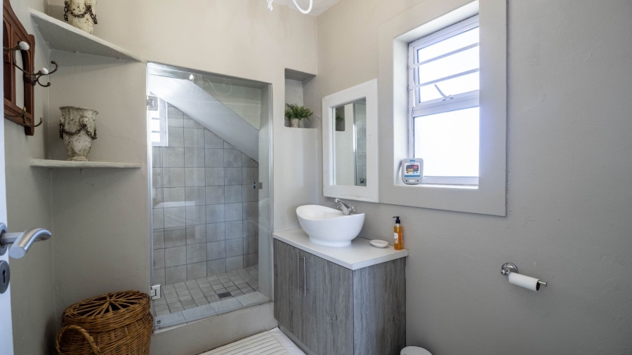 6 Bedroom Property for Sale in Jacobsbaai Western Cape